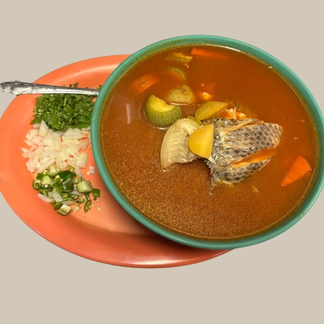 Caldo de Pescado.